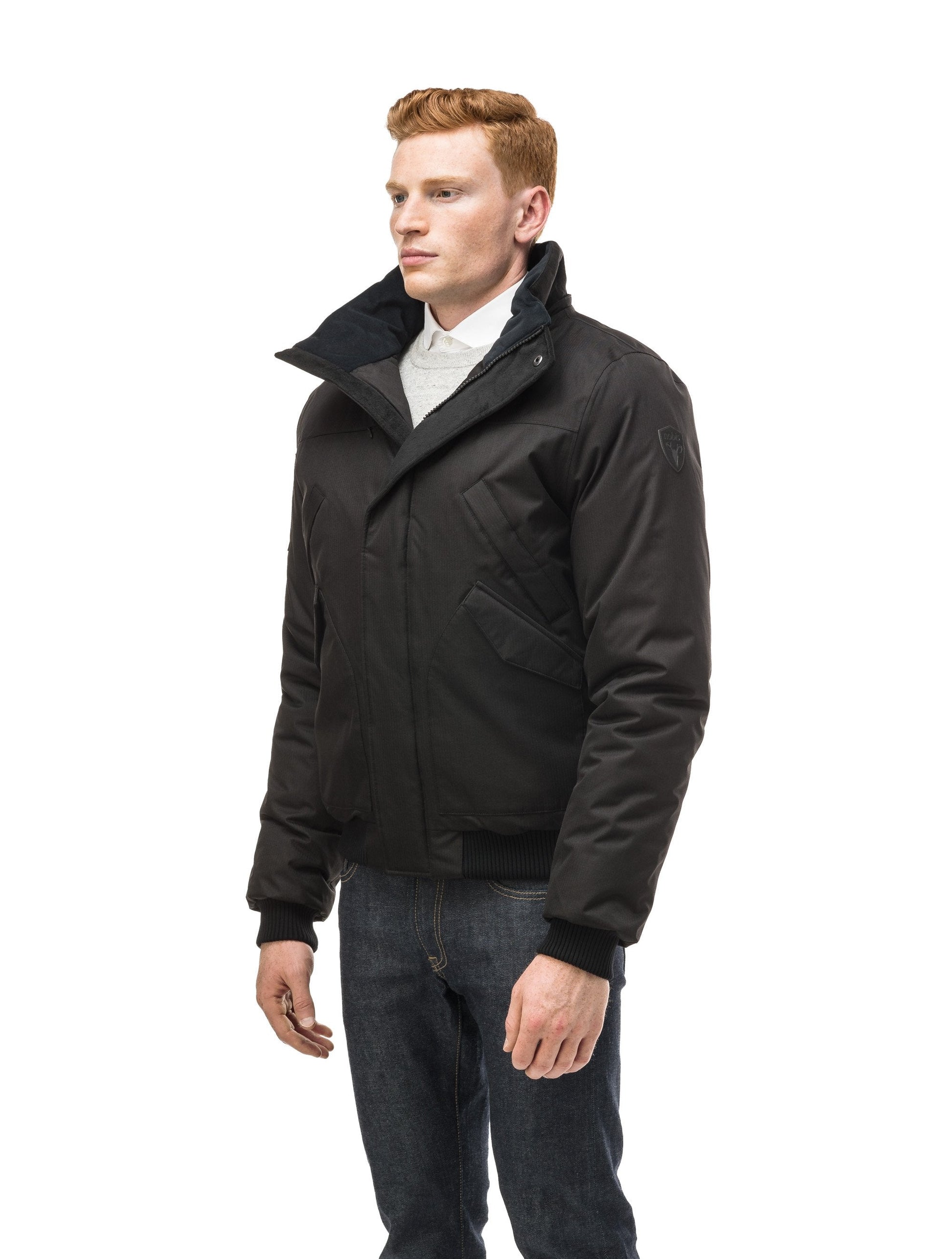 Men's classic down filled bomber jacket with a down filledÃƒÆ’Ã†â€™Ãƒâ€ Ã¢â‚¬â„¢ÃƒÆ’Ã¢â‚¬Â ÃƒÂ¢Ã¢â€šÂ¬Ã¢â€žÂ¢ÃƒÆ’Ã†â€™Ãƒâ€šÃ‚Â¢ÃƒÆ’Ã‚Â¢ÃƒÂ¢Ã¢â€šÂ¬Ã…Â¡Ãƒâ€šÃ‚Â¬ÃƒÆ’Ã¢â‚¬Â¦Ãƒâ€šÃ‚Â¡ÃƒÆ’Ã†â€™Ãƒâ€ Ã¢â‚¬â„¢ÃƒÆ’Ã‚Â¢ÃƒÂ¢Ã¢â‚¬Å¡Ã‚Â¬Ãƒâ€¦Ã‚Â¡ÃƒÆ’Ã†â€™ÃƒÂ¢Ã¢â€šÂ¬Ã…Â¡ÃƒÆ’Ã¢â‚¬Å¡Ãƒâ€šÃ‚Â hood that features a removable coyote fur trim and concealed moldable framing wire in Black