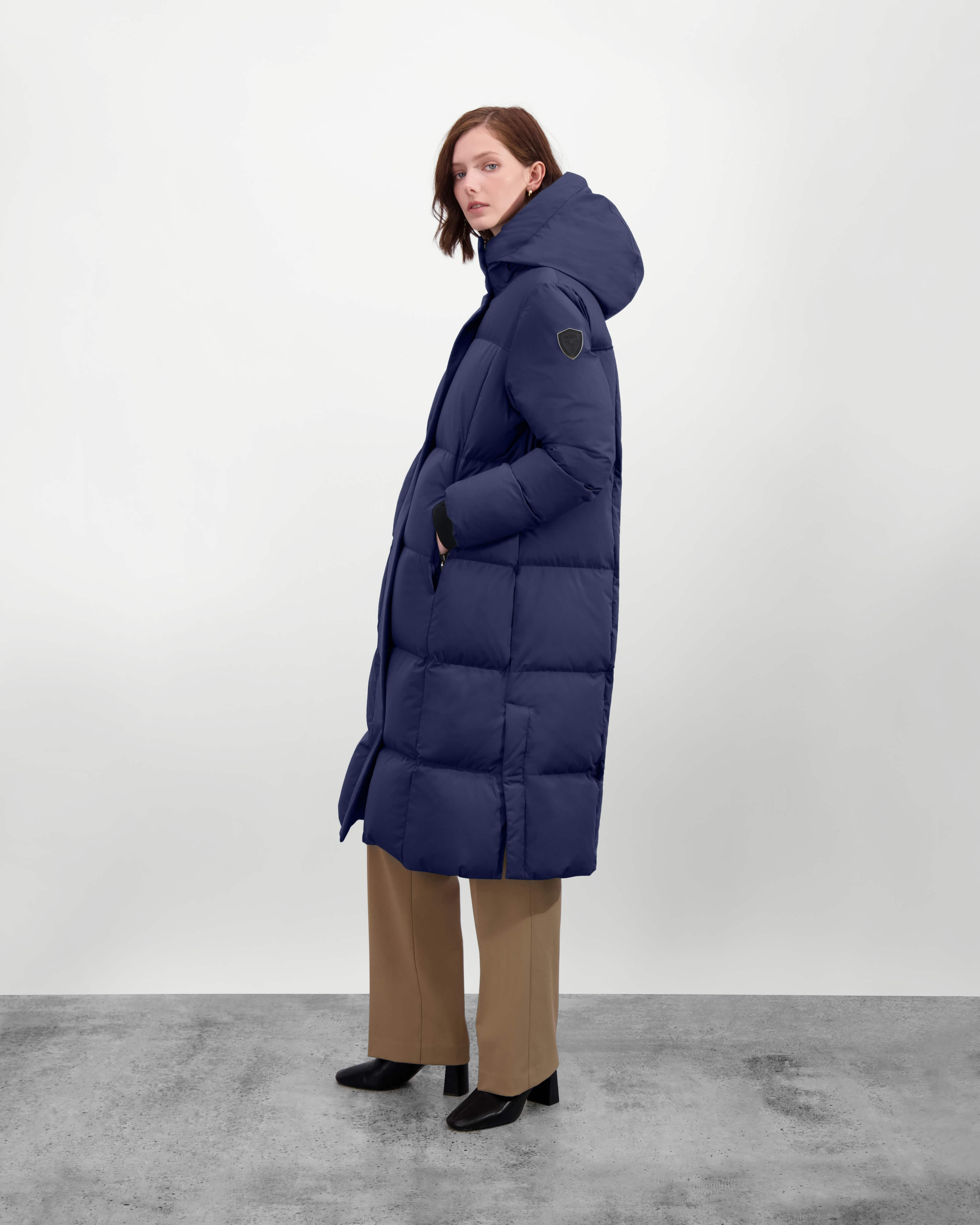 Navy blue long puffer coat shop
