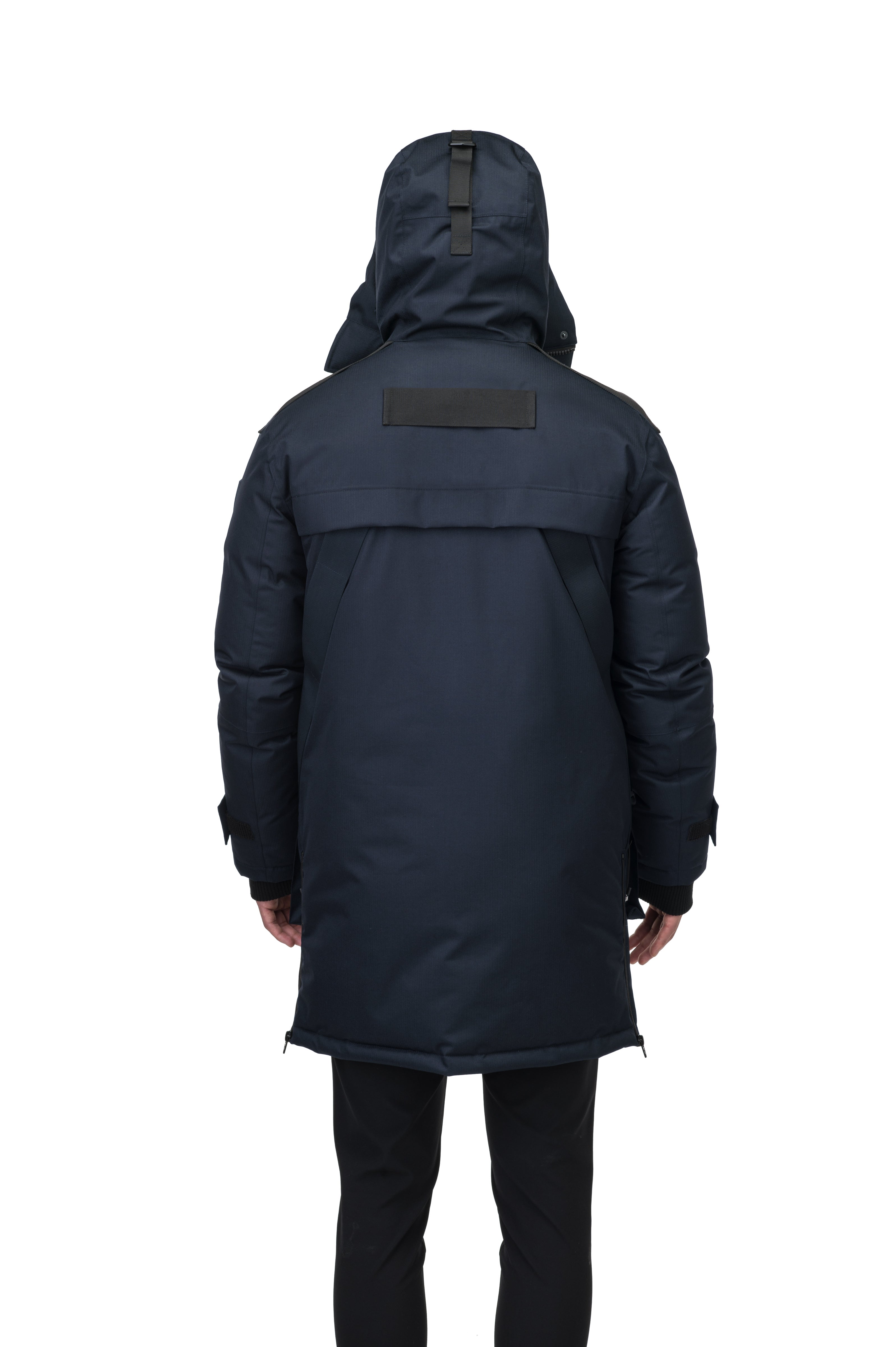 Canada goose hotsell two way zipper