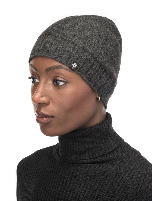 Men's ribbed knit toque in Cinders